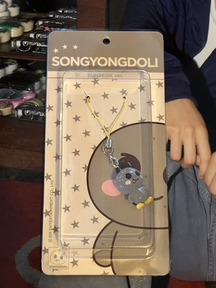 thumbnail-0